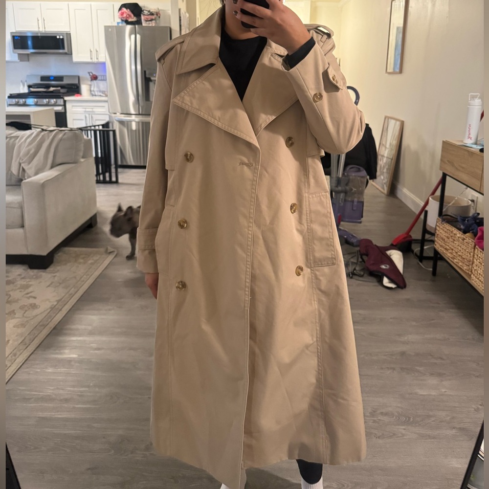 Banana Republic trench coat - Picture 3 of 4